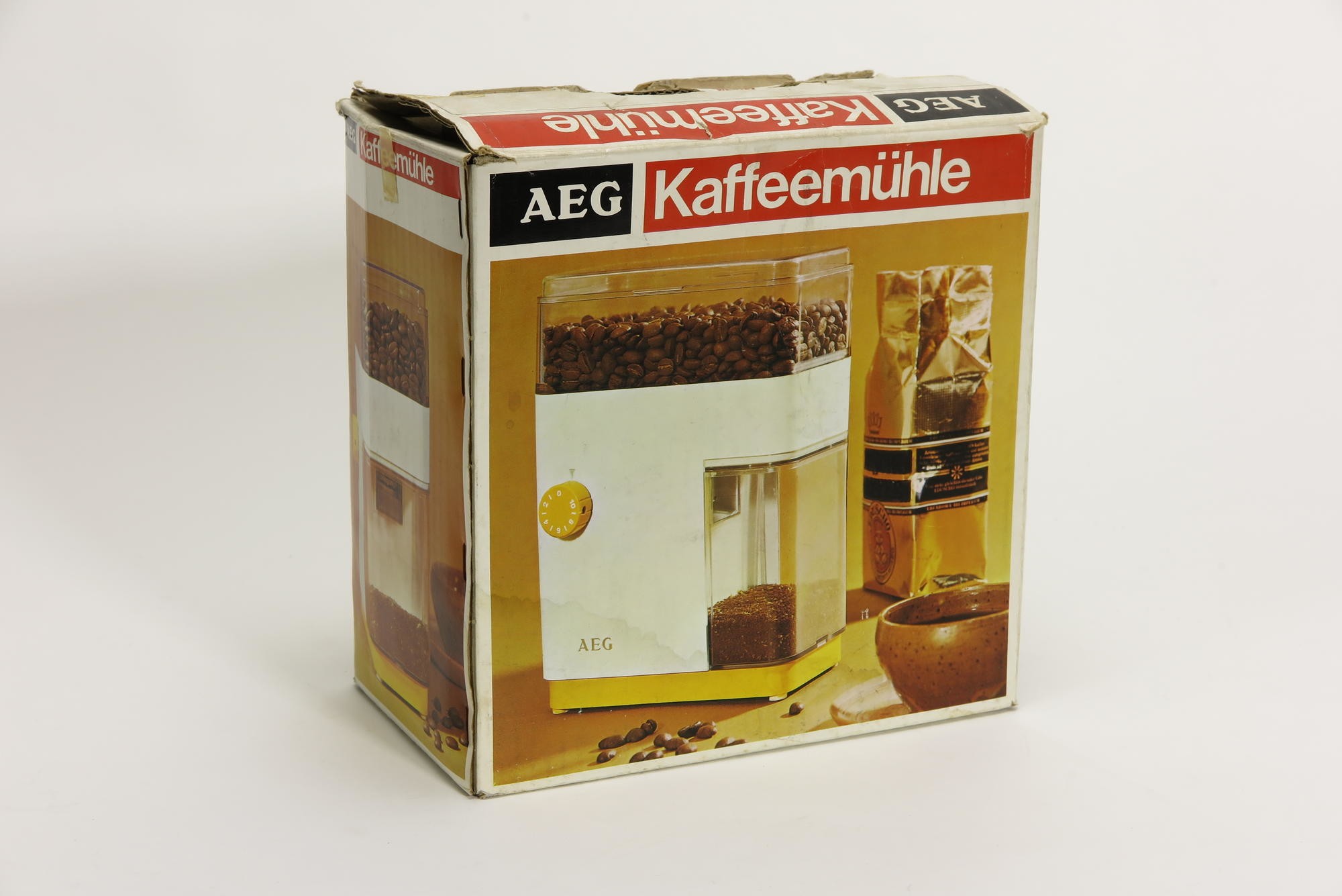 Verpackungskarton, Zubehör zu Elektrische Kaffeemühle AEG Typ KMAD (Stiftung Deutsches Technikmuseum Berlin CC0)