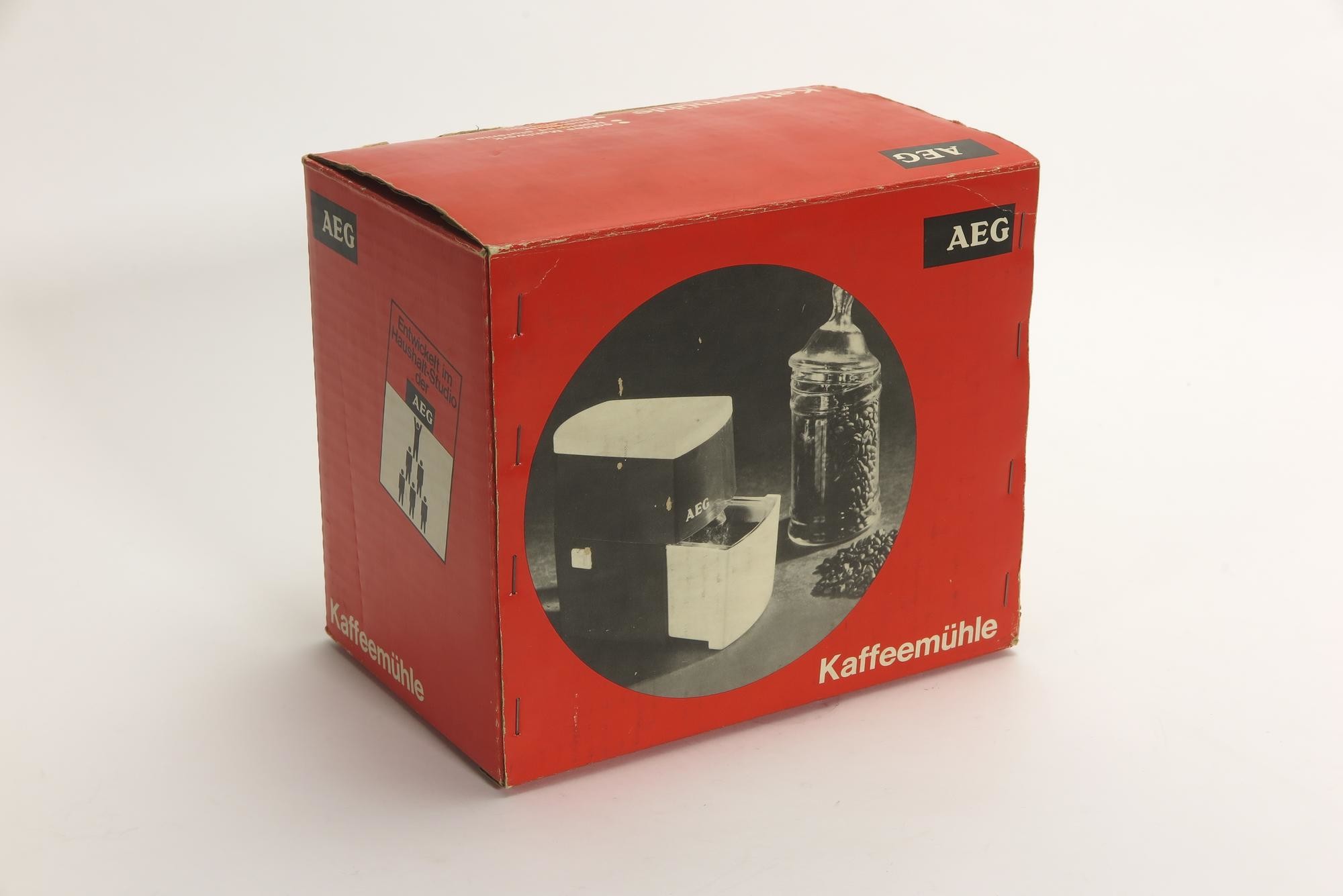 Verpackungskarton, Zubehör zu Elektrische Kaffeemühle AEG Typ KMU (Stiftung Deutsches Technikmuseum Berlin CC0)