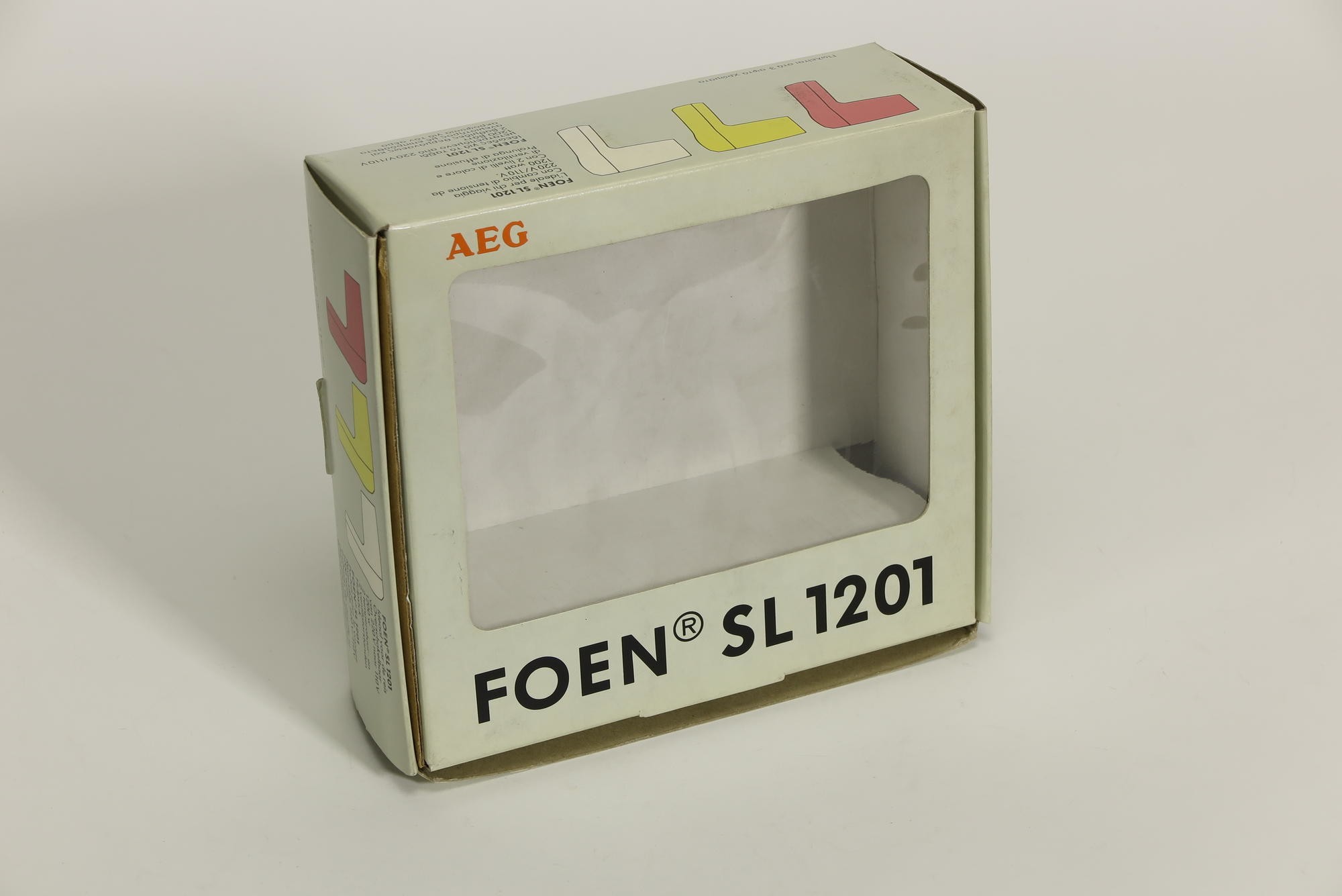 Verpackungskarton, Zubehör zu Elektrischer Haartrockner AEG `Foen` Modell SL 1201 Typ 5016.1 (Stiftung Deutsches Technikmuseum Berlin CC0)