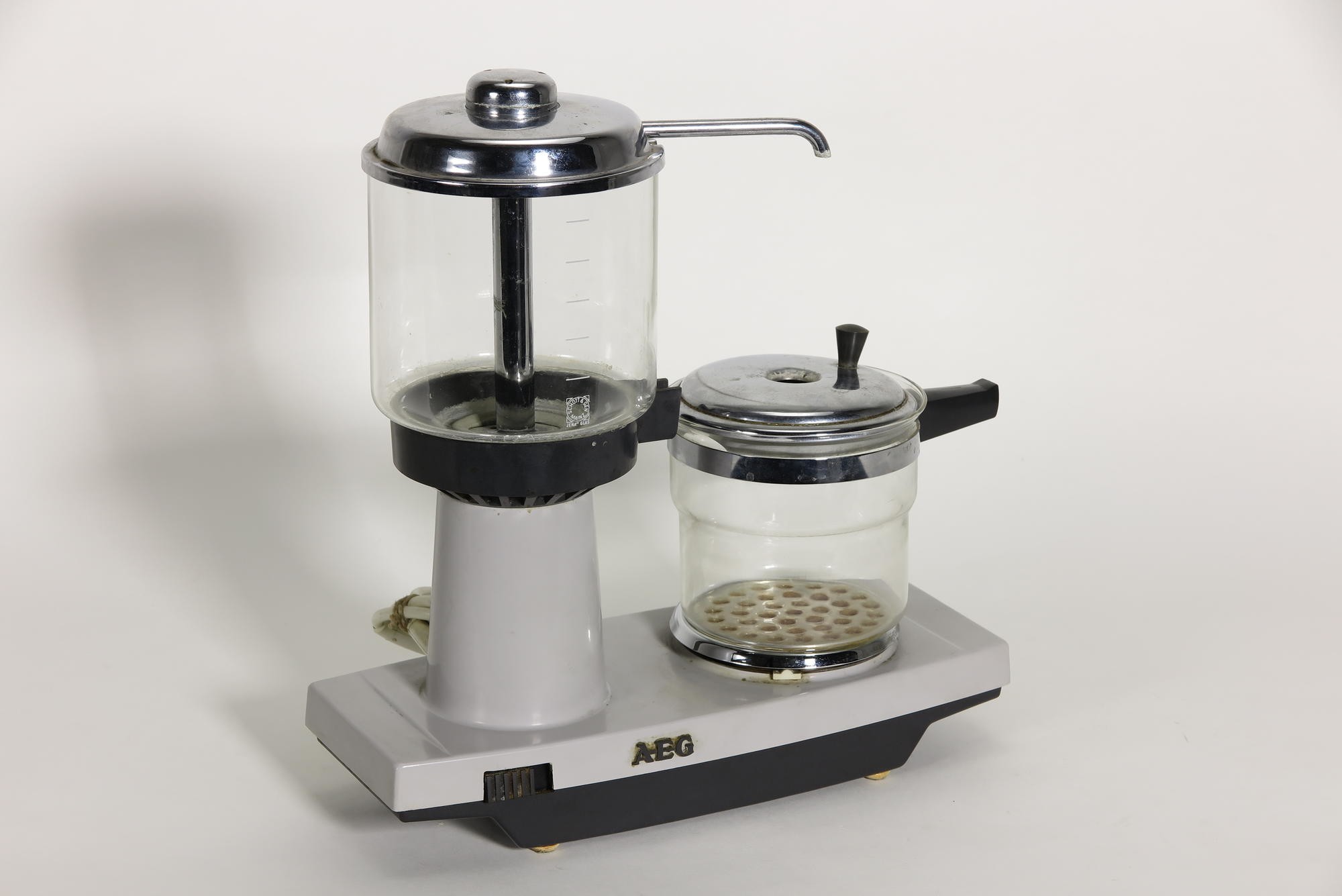 Vollautomatischer Kaffeefilter AEG Typ KF `AEG - automatic filter` (Stiftung Deutsches Technikmuseum Berlin CC0)