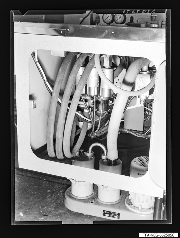 Warmspritzstand G 836, Unterbau, Foto Oktober 1965 (www.industriesalon.de CC BY-SA)