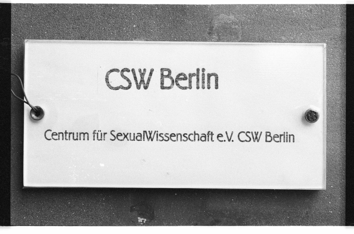 Kleinbildnegative: Centrum für Sexualwissenschaft e.V., 1984 (Museen Tempelhof-Schöneberg/Jürgen Henschel RR-F)
