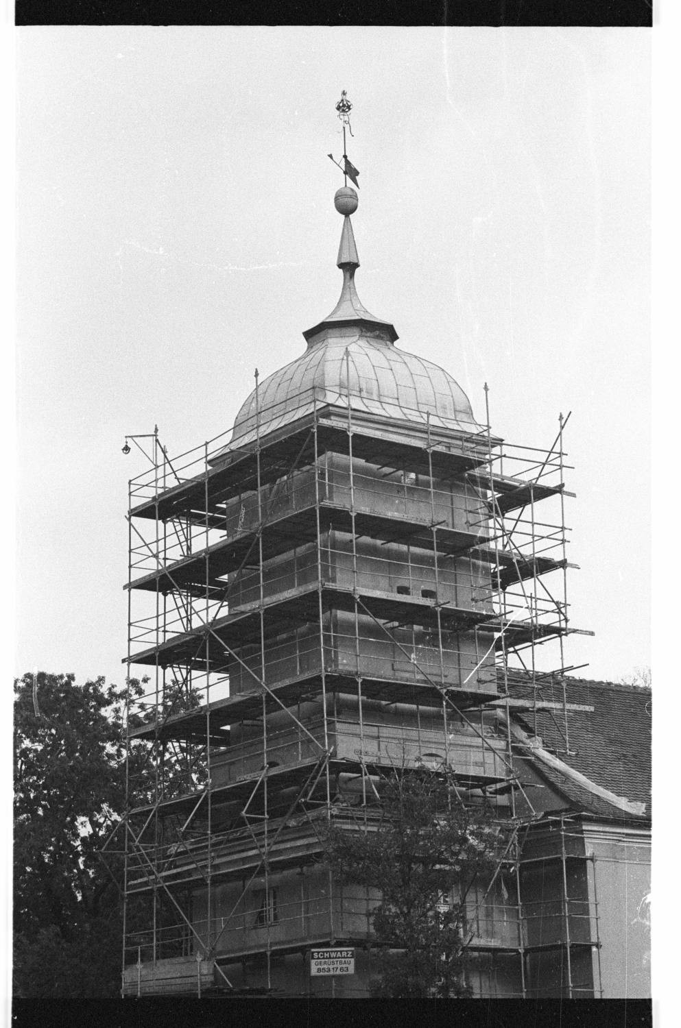 Kleinbildnegative: Dorfkirche, Schöneberg, 1982 (Museen Tempelhof-Schöneberg/Jürgen Henschel RR-F)