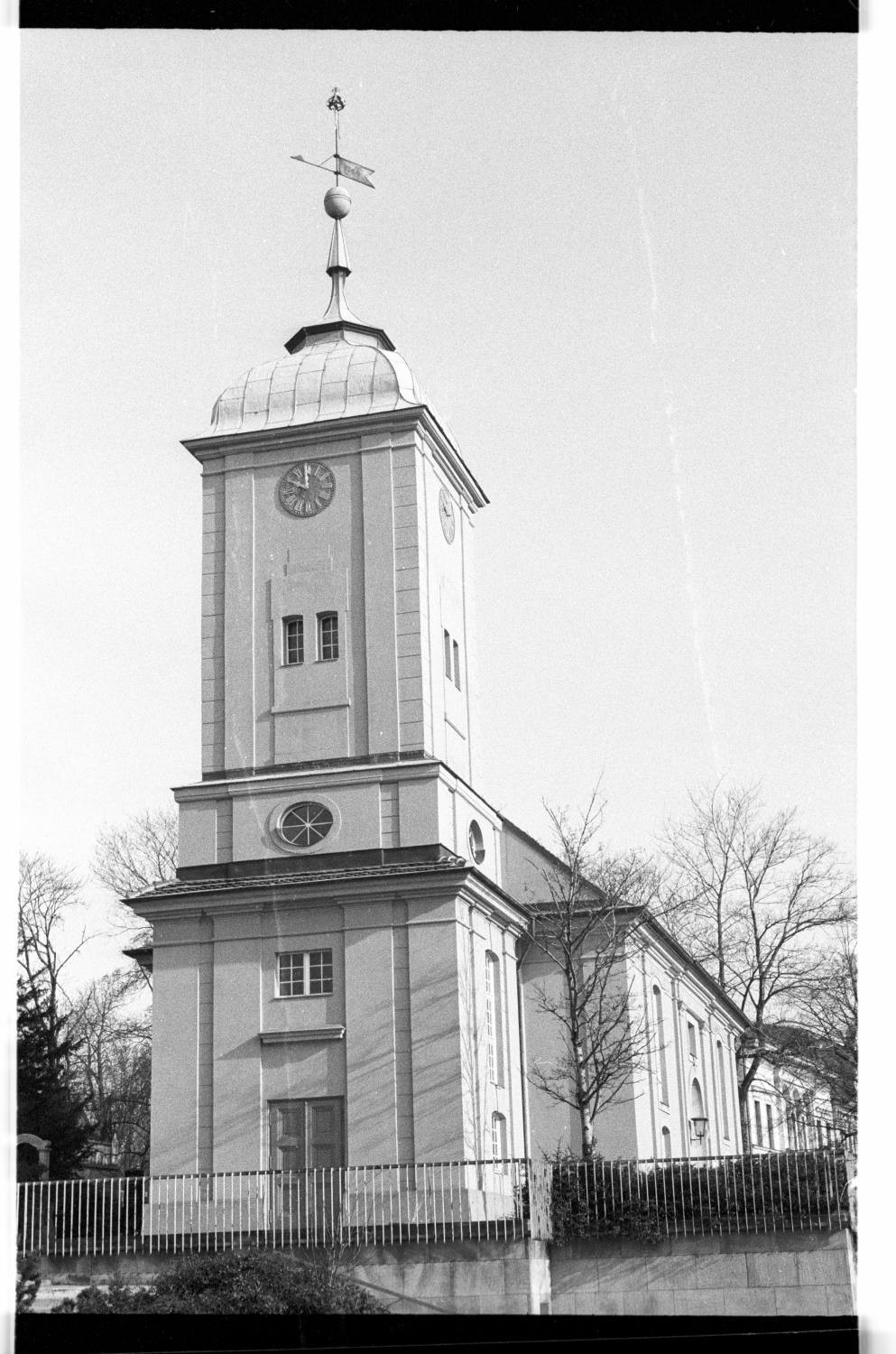 Kleinbildnegative: Dorfkirche, Schöneberg, 1983 (Museen Tempelhof-Schöneberg/Jürgen Henschel RR-F)