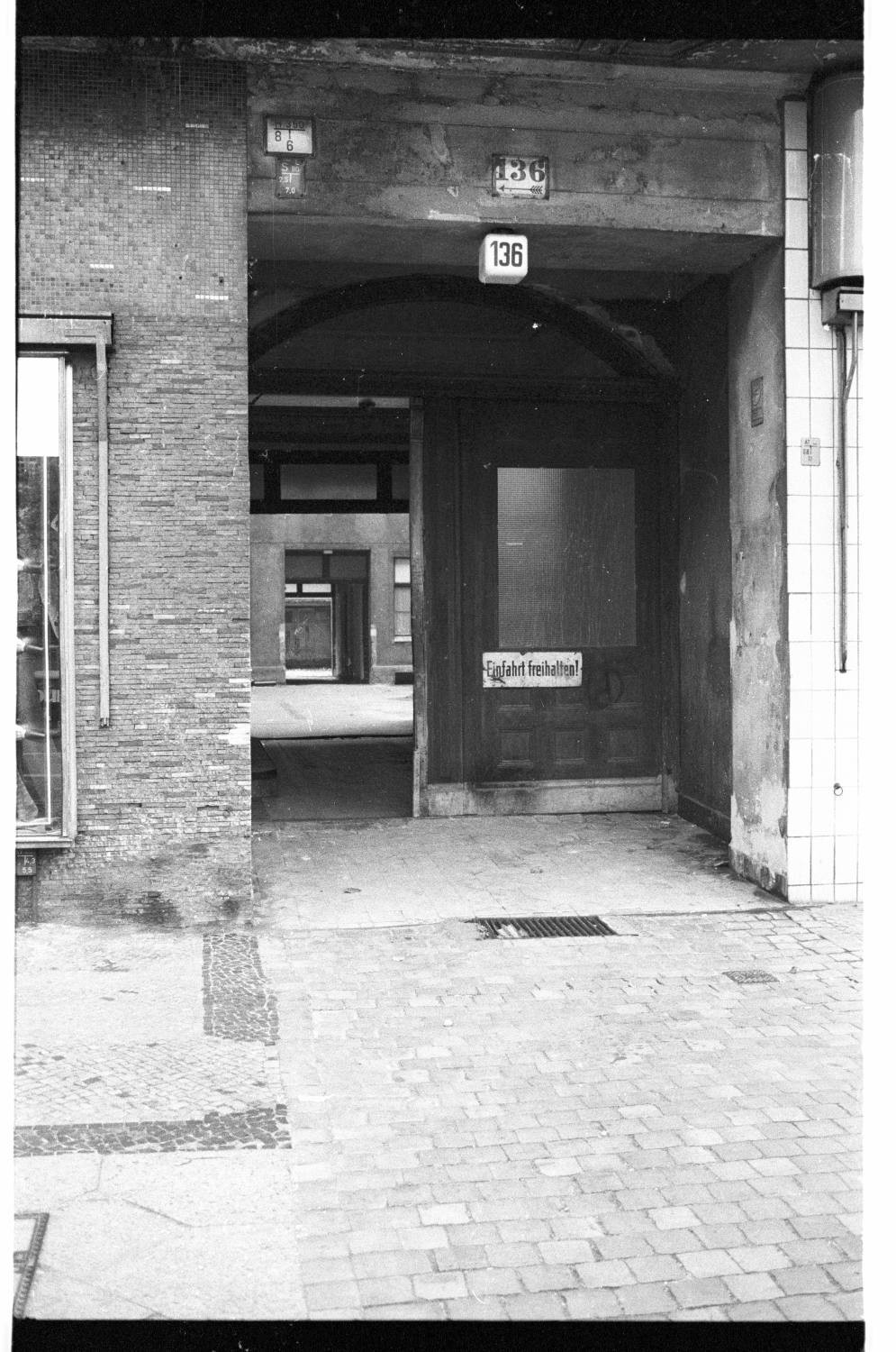 Kleinbildnegative: Haupt- Ecke Albertstraße, 1983 (Museen Tempelhof-Schöneberg/Jürgen Henschel RR-F)