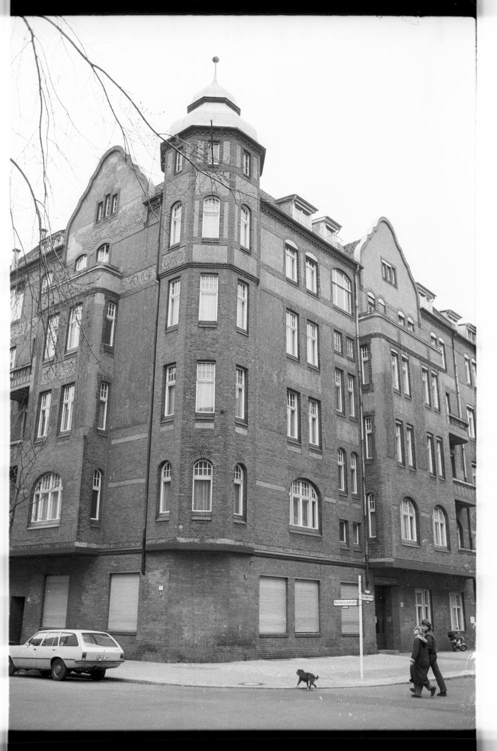 Kleinbildnegative: Haus des Berliner Krippenvereins, Karl-Schrader-Str. 10, 1982 (Museen Tempelhof-Schöneberg/Jürgen Henschel RR-F)