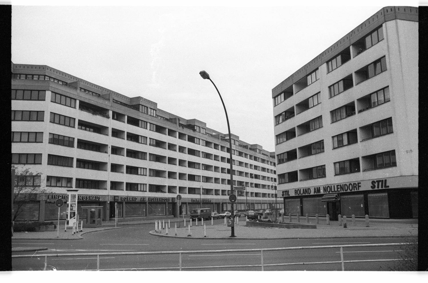 Kleinbildnegative: Mietshäuser, Nollendorfplatz, 1982 (Museen Tempelhof-Schöneberg/Jürgen Henschel RR-F)