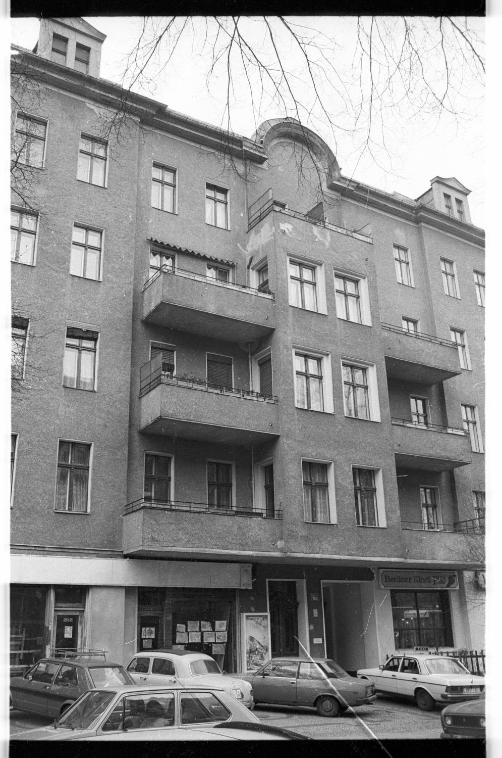 Kleinbildnegative: Mietshaus, Dickhardtstr. 11, 1982 (Museen Tempelhof-Schöneberg/Jürgen Henschel RR-F)