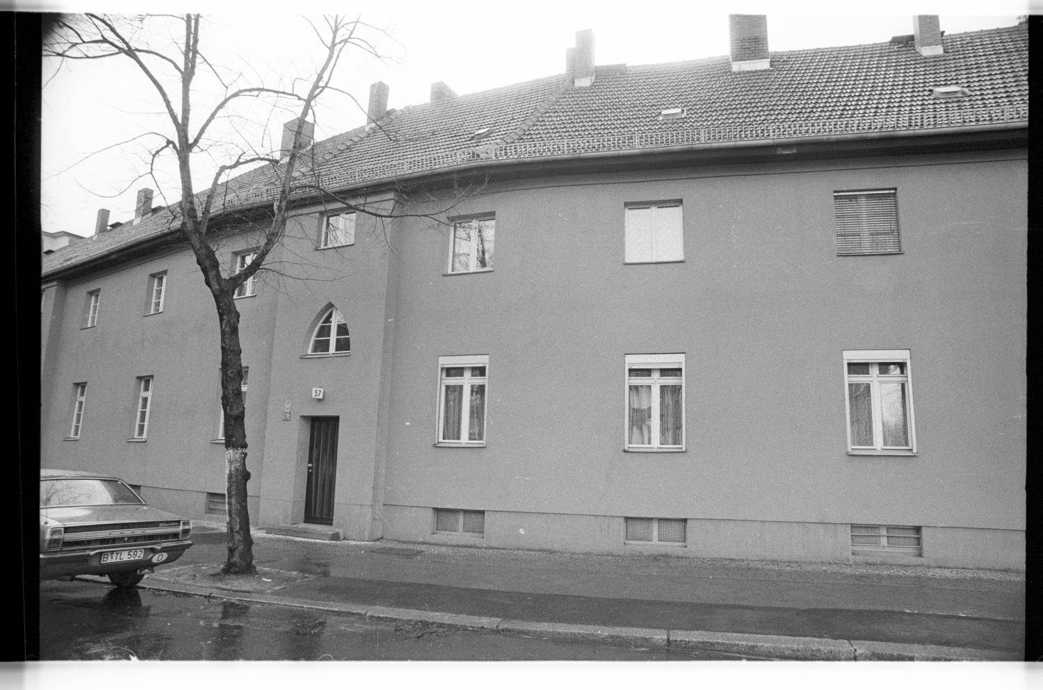 Kleinbildnegative: "Siedlung Lindenhof", Eythstraße, 1983 (Museen Tempelhof-Schöneberg/Jürgen Henschel RR-F)