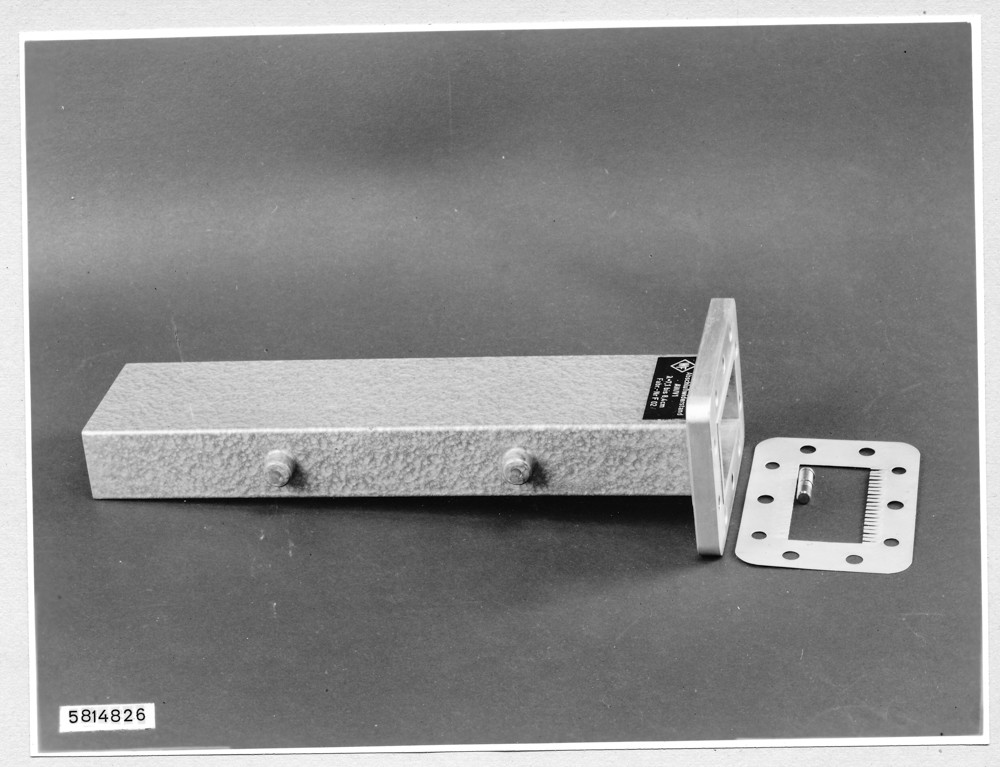 7,5 Zentimeter-Bauteile AW/V1; Foto, März 1958 (www.industriesalon.de CC BY-SA)