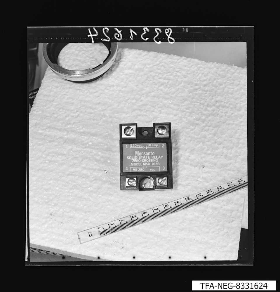 Bauelement "Monsanto Solid State Relay"; Foto,  März 1983 (www.industriesalon.de CC BY-SA)