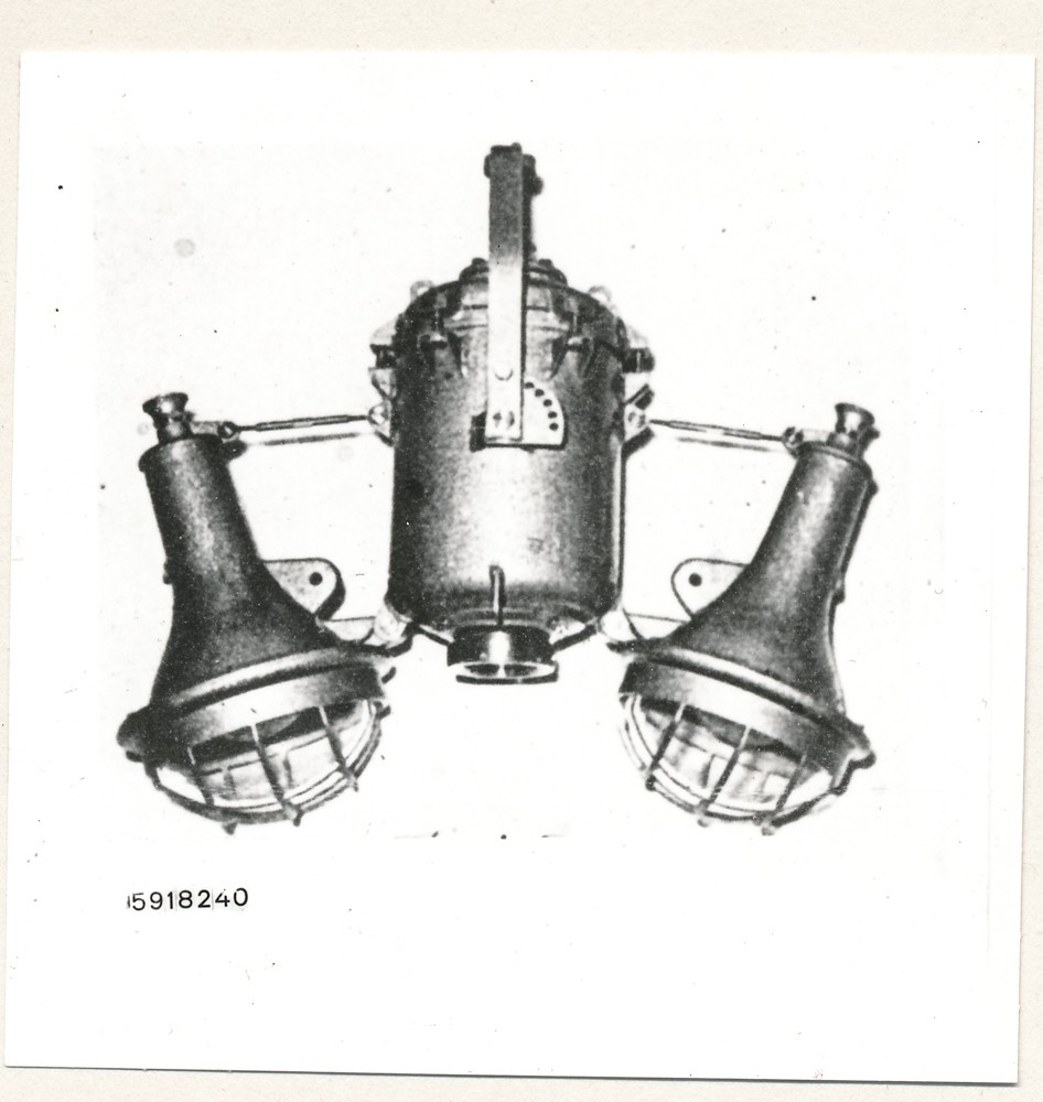 Repro Unterwasserkamera, Bild 1; Foto, 5. Juni 1959 (www.industriesalon.de CC BY-SA)