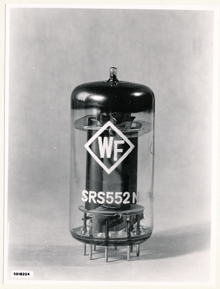 SRS552N; Foto, 28. Mai 1959 (www.industriesalon.de CC BY-SA)