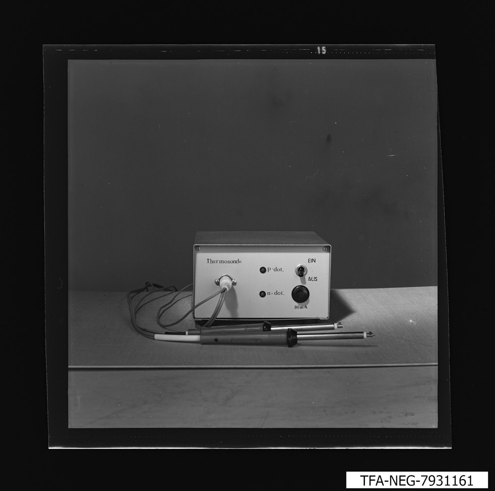 Thermosonde für AMK; Foto, 7. Februar 1979 (www.industriesalon.de CC BY-SA)
