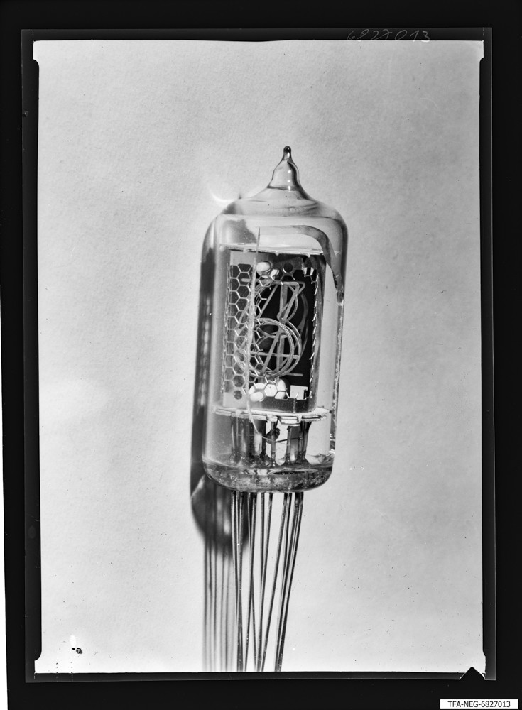 Z 5700 M System mit angebrachtem Glaskolben; Foto, Mai 1968 (www.industriesalon.de CC BY-SA)