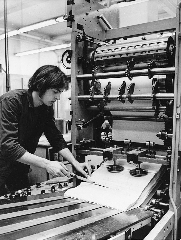 Drent Endlosdruckmaschine; Foto, 1985 (www.industriesalon.de CC BY-SA)