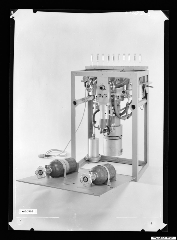 Findbucheintrag: Automatische Pumpanlagen, Einschub Bild 3; Foto, Oktober 1961 (www.industriesalon.de CC BY-SA)