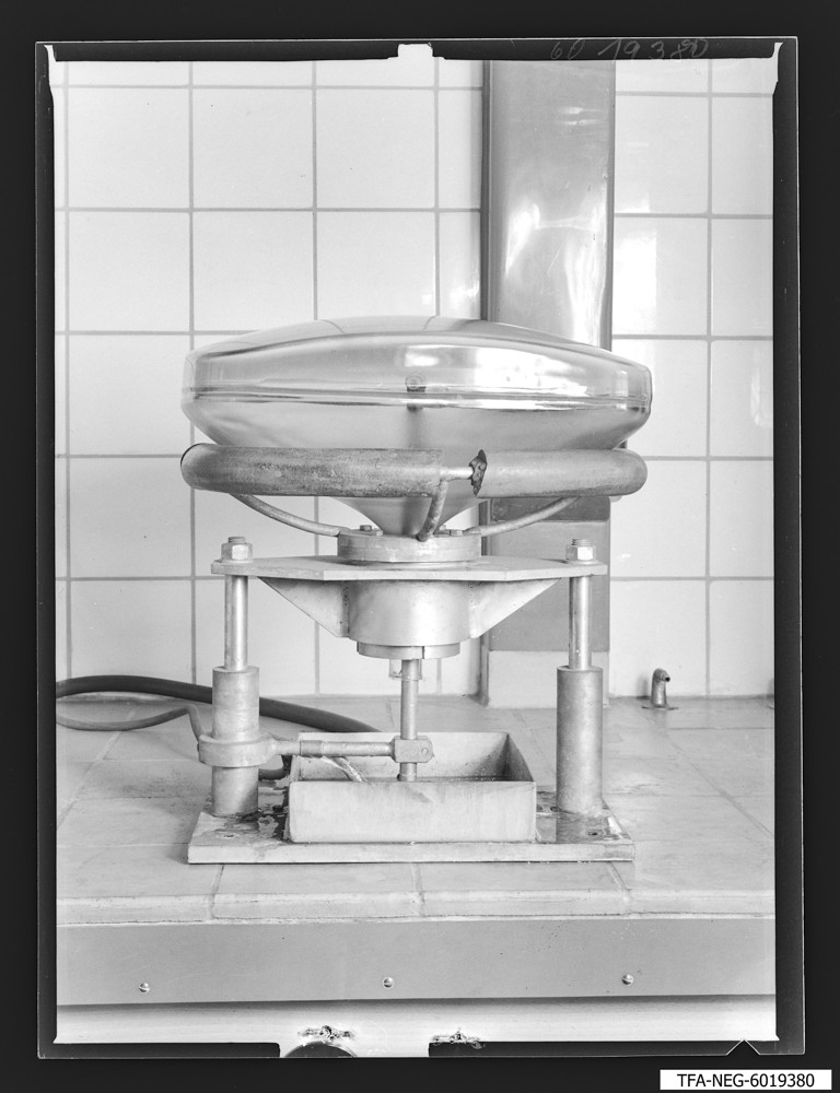 Findbucheintrag: Konusspülmaschine, Teilansicht; Foto, 28. Juli 1960 (www.industriesalon.de CC BY-SA)