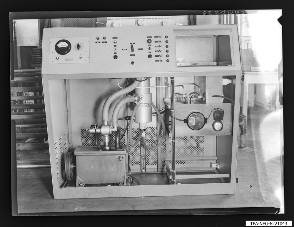 Findbucheintrag: Pumpstand, Bild 5; Foto, April 1962 (www.industriesalon.de CC BY-SA)