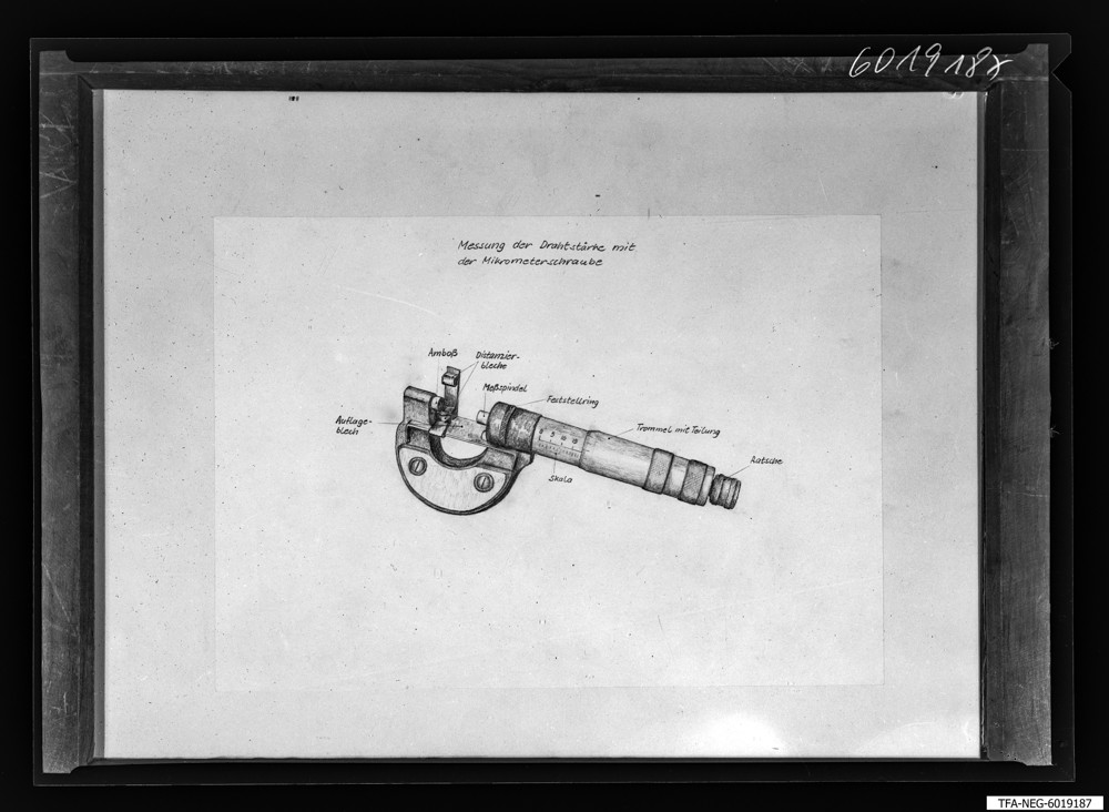Findbucheintrag: Repro Messung der Drahtstücke; Foto, 9. April 1960 (www.industriesalon.de CC BY-SA)
