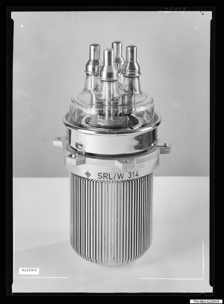 Findbucheintrag: Senderöhre SRL/W314 (WF); Foto, 2. Februar 1962 (www.industriesalon.de CC BY-SA)