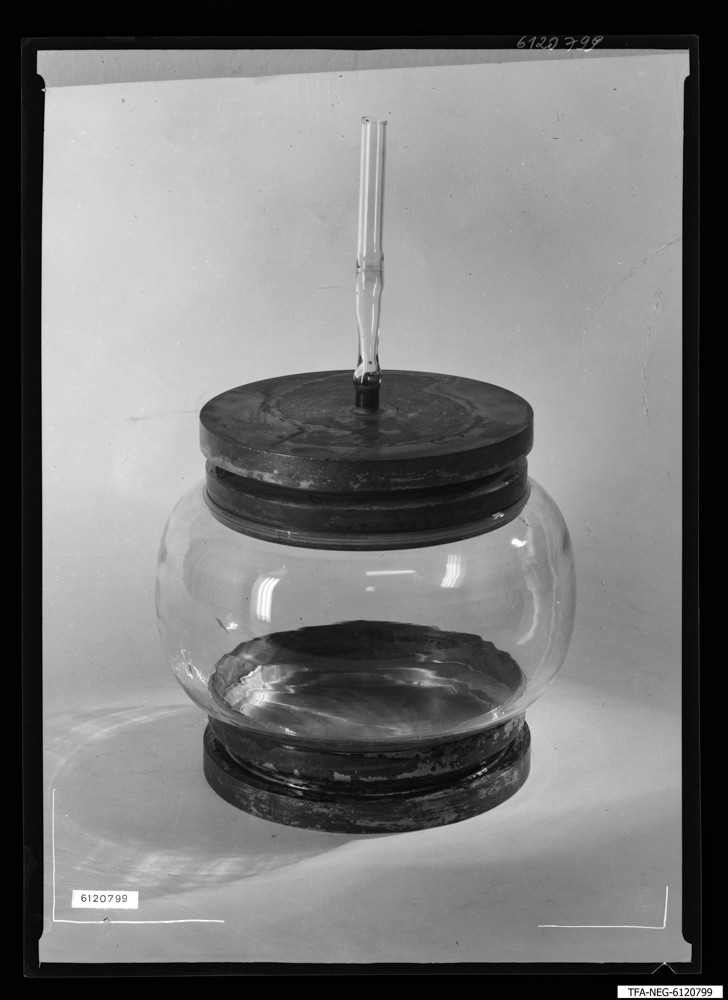 Findbucheintrag: Senderöhren-SRL 364 Glaskörper WF; Foto, Dezember 1961 (www.industriesalon.de CC BY-SA)
