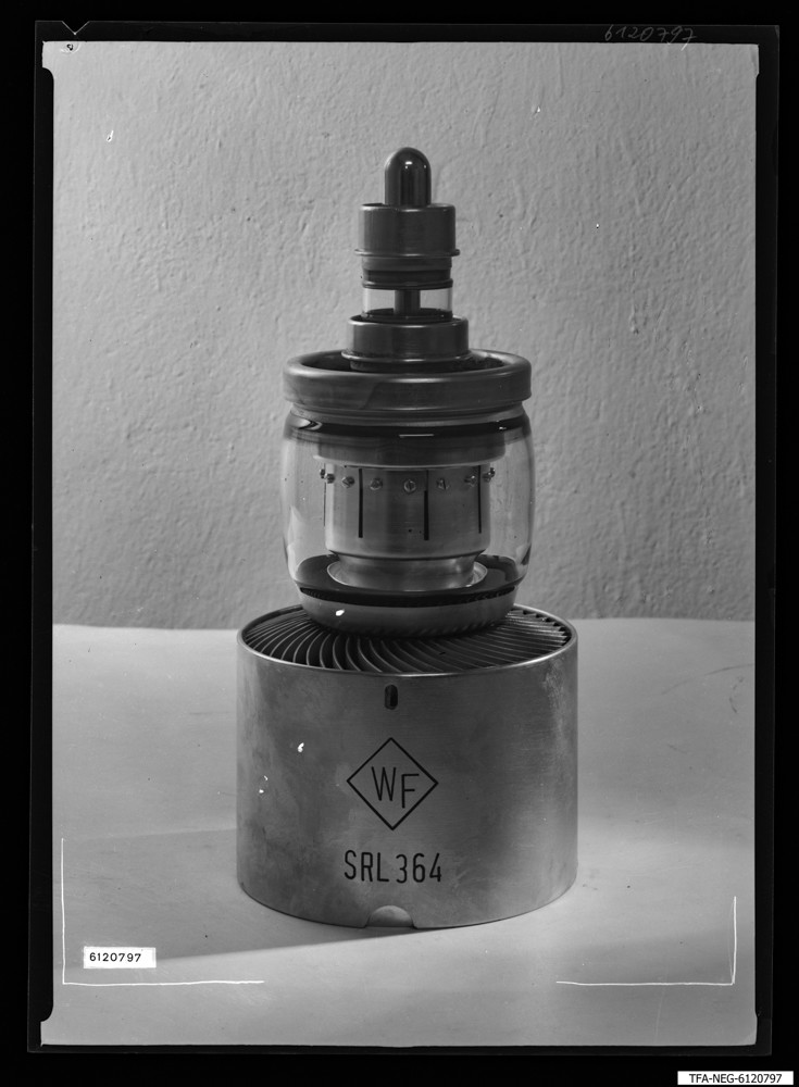 Findbucheintrag: Senderöhren-SRL 364 (Kovar) WF; Foto, Dezember 1961 (www.industriesalon.de CC BY-SA)