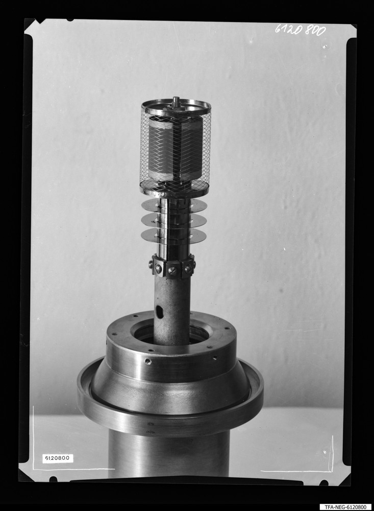 Findbucheintrag: Senderöhren-SRL 364 System WF; Foto, Dezember 1961 (www.industriesalon.de CC BY-SA)