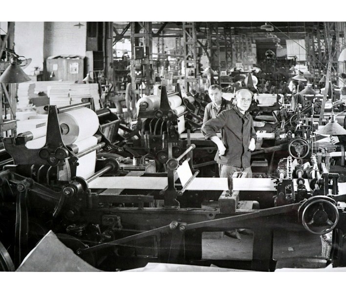 Plic-Maschine; Foto, 1947 (www.industriesalon.de CC BY-SA)