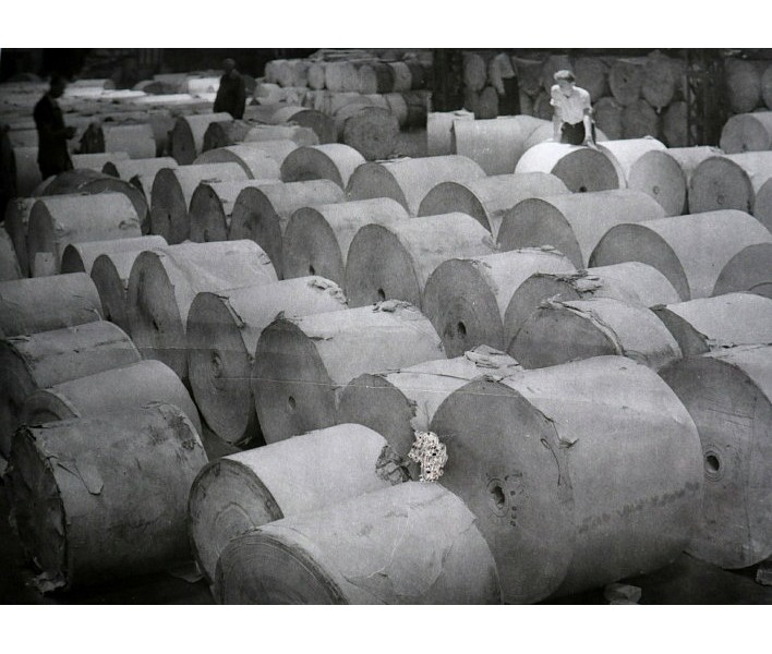 Rohmaterial; Foto, 1947 (www.industriesalon.de CC BY-SA)
