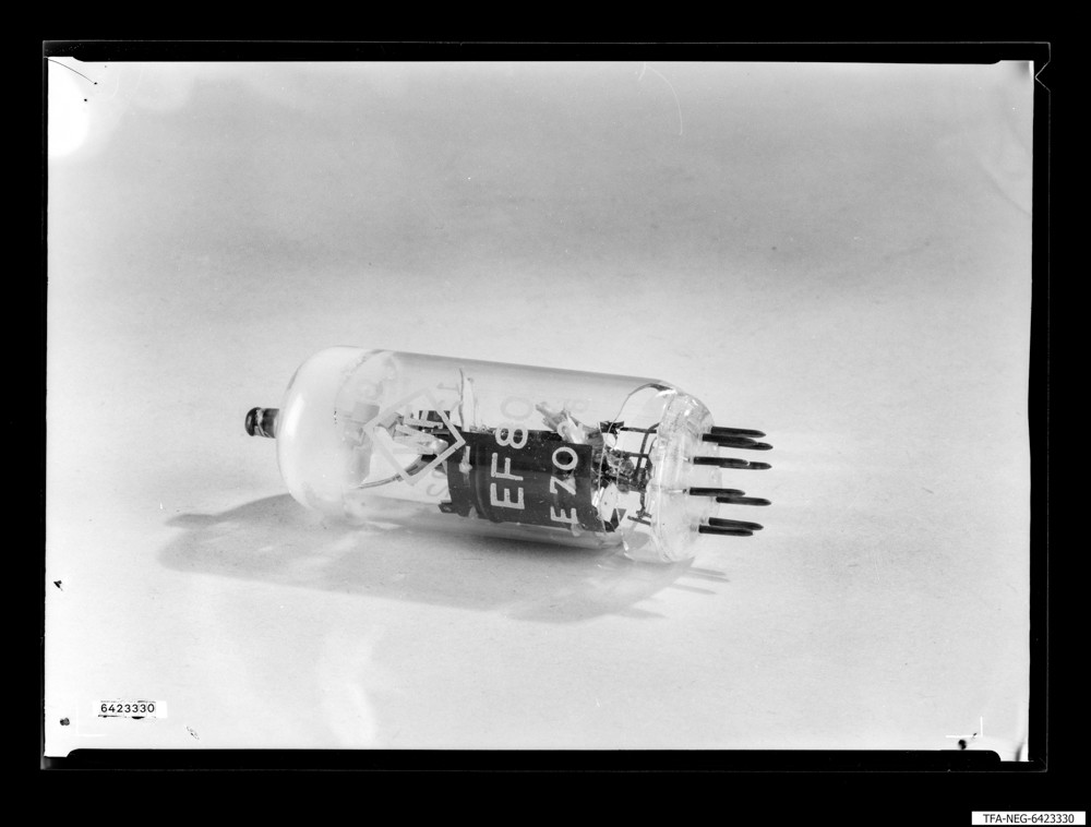 4 Aufn. EF 80, Bild 2; Foto 1964 (www.industriesalon.de CC BY-SA)