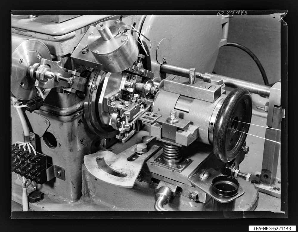 Gitterwickelmaschine, Bild 4; Foto 1962 (www.industriesalon.de CC BY-SA)
