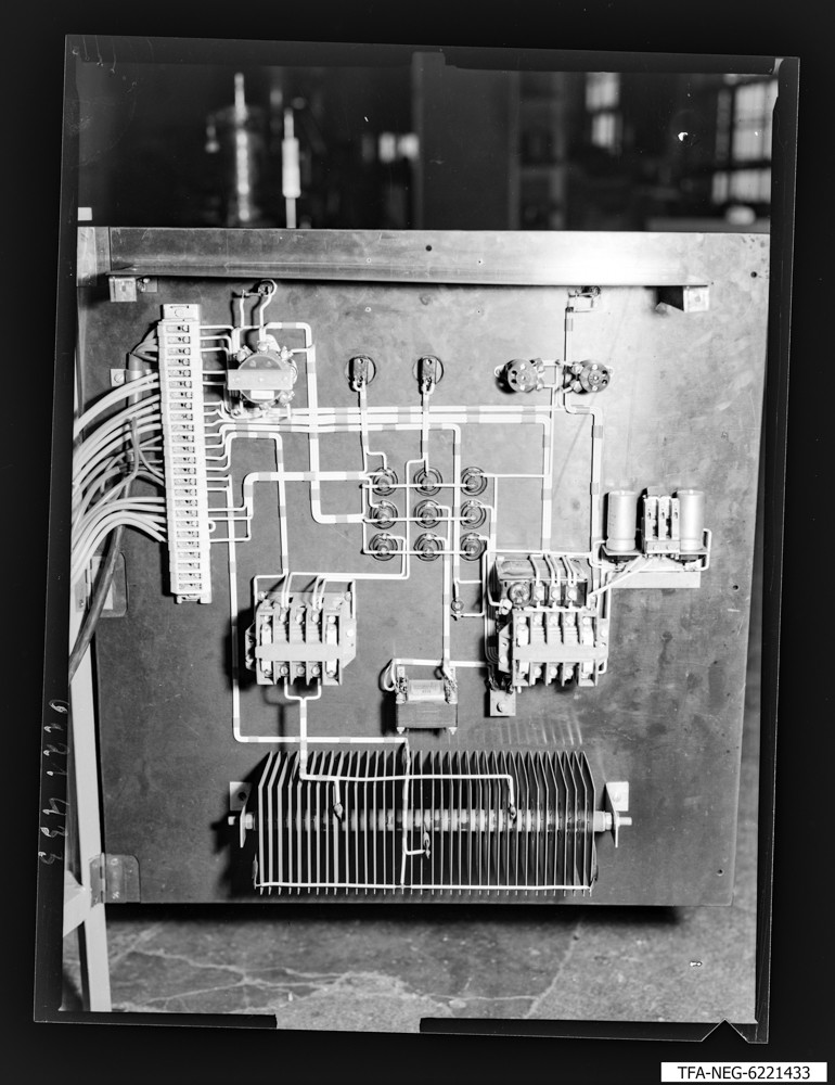 Kappennachschlag-Automat [?] M 1514, Bild 5; Foto 1962 (www.industriesalon.de CC BY-SA)