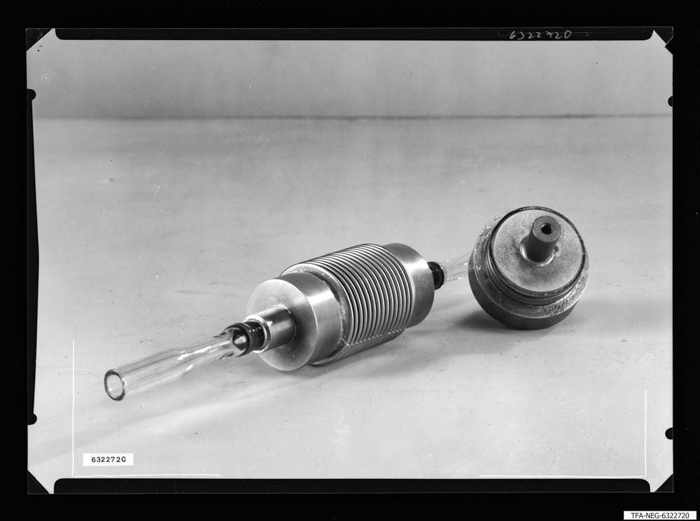 Löt und Schweißteile, Bild 6; Foto 1963 (www.industriesalon.de CC BY-SA)