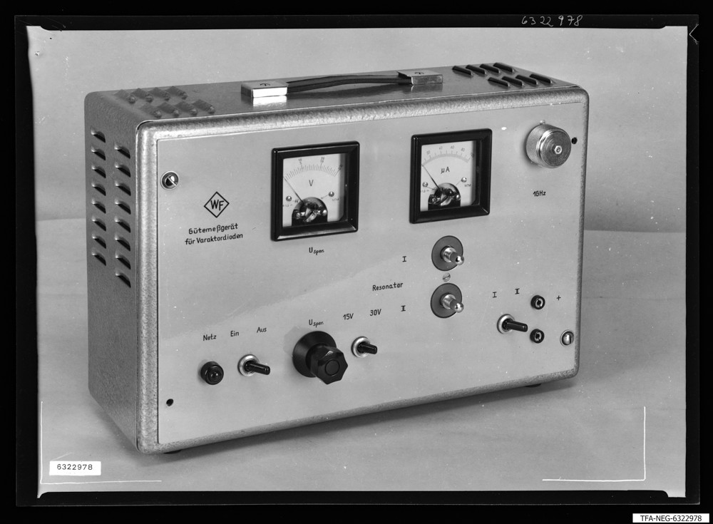 Meßgerät für Varaktordiode, Bild 1; Foto 1963 (www.industriesalon.de CC BY-SA)