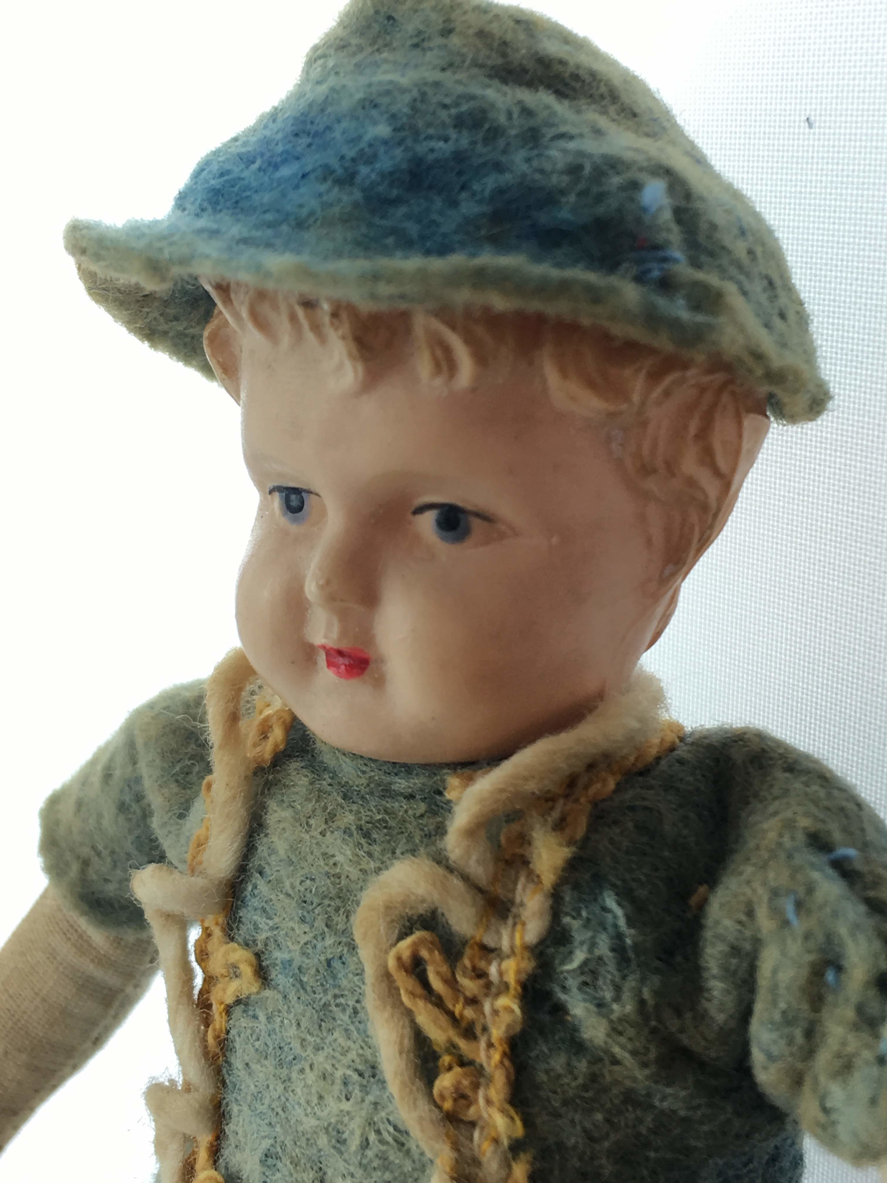 Puppe mit Filzhut (Historisches Spielzeug Berlin e.V. CC BY-NC-SA)