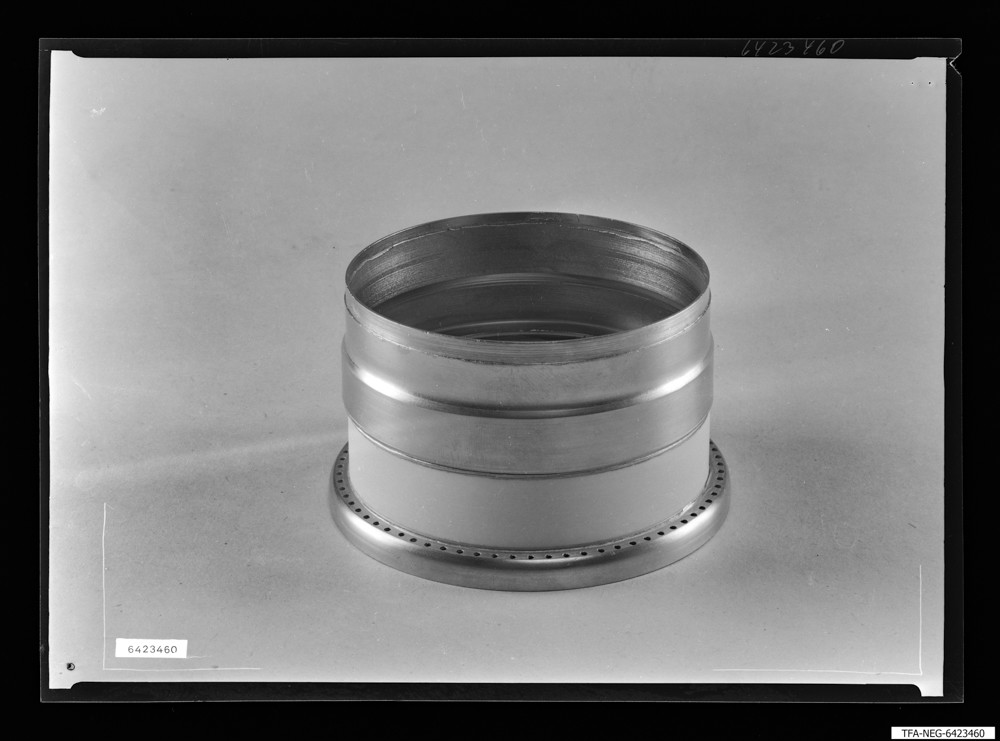 Senderöhre SRL 458 ohne WF Ring; Foto 1964 (www.industriesalon.de CC BY-SA)