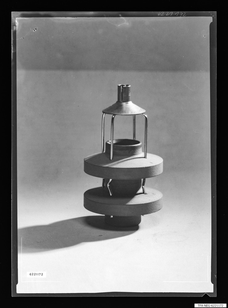 Senderöhre SRS 361, Teile, Bild 4; Foto 1962 (www.industriesalon.de CC BY-SA)