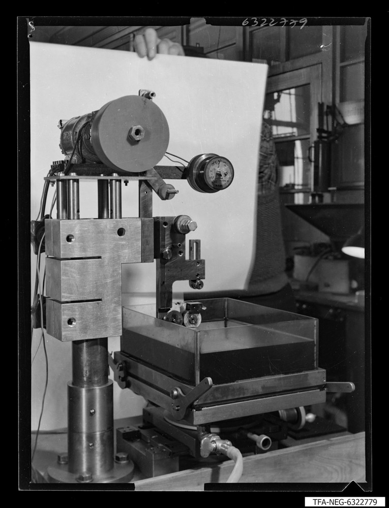 Strahlungsemissionsvermögen, Bild 4; Foto 1963 (www.industriesalon.de CC BY-SA)