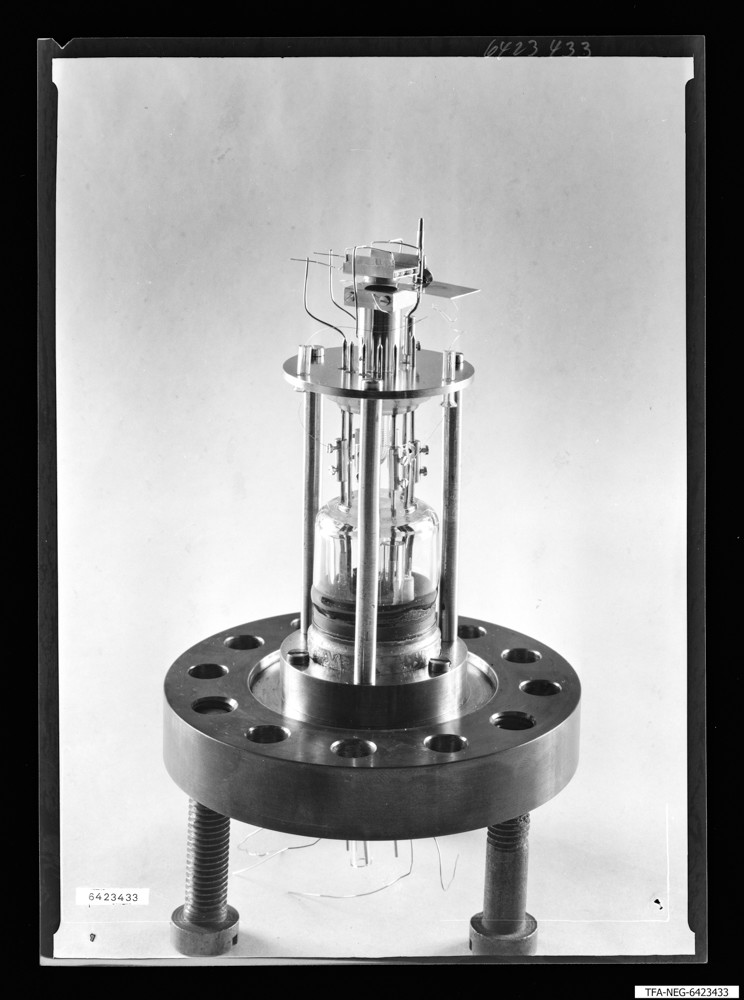 Universalgräfdiode, Bild 2; Foto 1964 (www.industriesalon.de CC BY-SA)