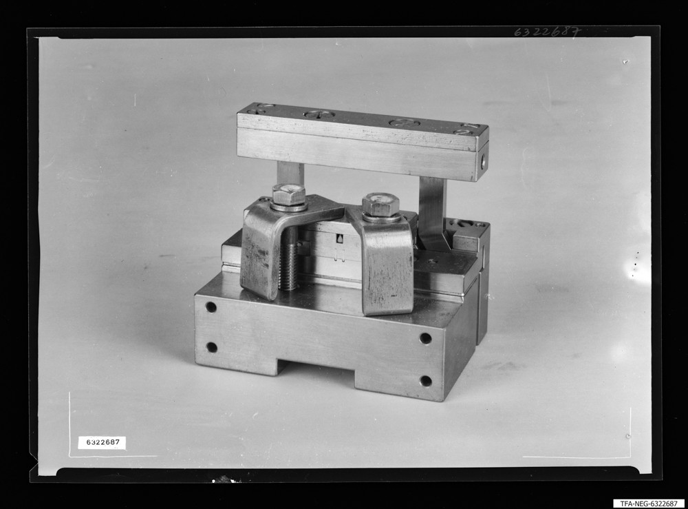 Vorrichtung M 11007, Bild 2; Foto 1963 (www.industriesalon.de CC BY-SA)