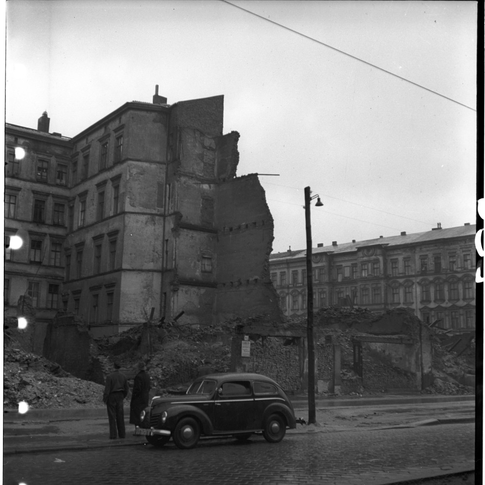 Negativ: Gelände, Bülowstraße 93, 1951 (Museen Tempelhof-Schöneberg/Herwarth Staudt CC BY-NC-SA)