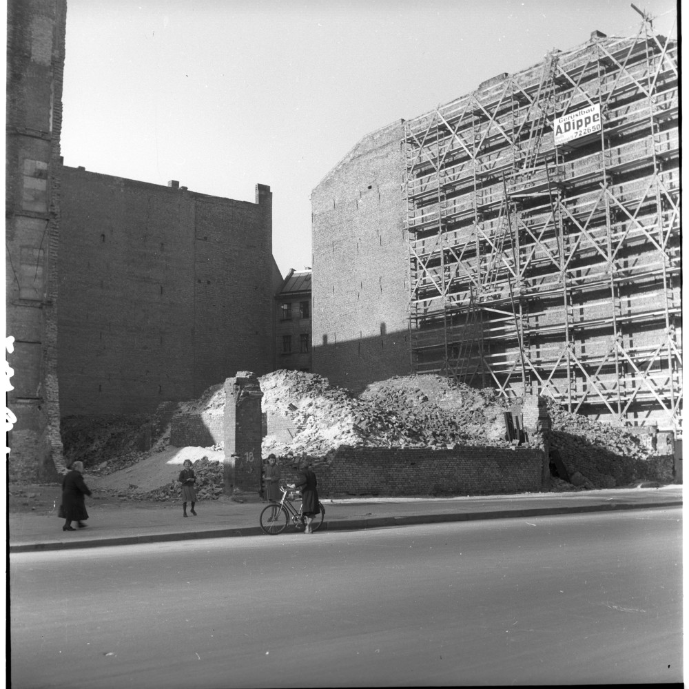 Negativ: Gelände, Dennewitzstraße 17-18, 1953 (Museen Tempelhof-Schöneberg/Herwarth Staudt CC BY-NC-SA)