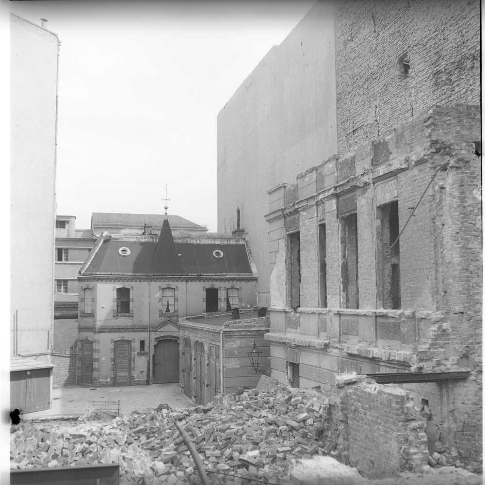 Negativ: Ruine, Augsburger Straße 24, 1951 (Museen Tempelhof-Schöneberg/Herwarth Staudt CC BY-NC-SA)