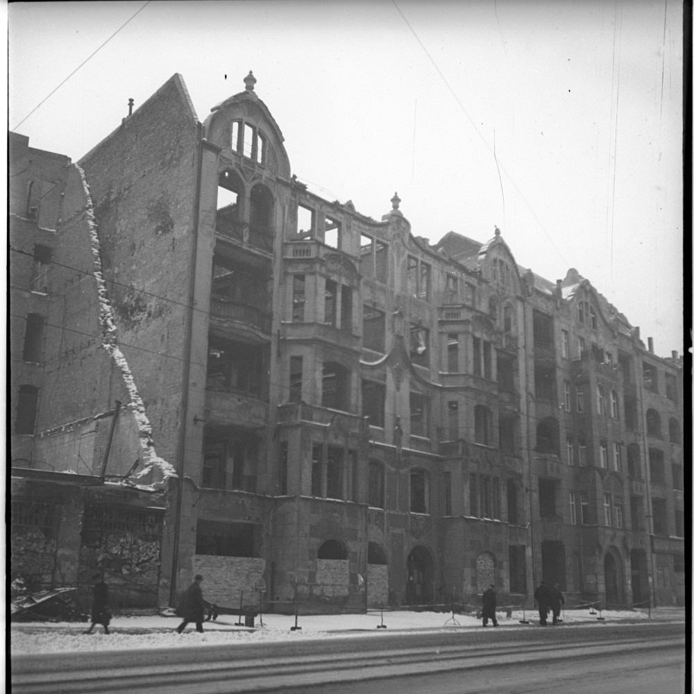 Negativ: Ruine, Dominicusstraße 11, 1949 (Museen Tempelhof-Schöneberg/Herwarth Staudt CC BY-NC-SA)