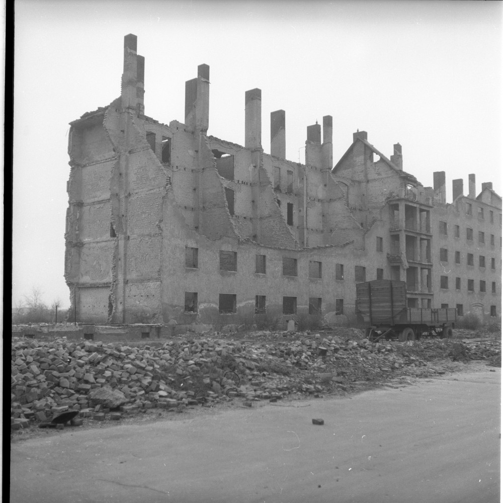 Negativ: Ruine, Grazer Damm 221, 1950 (Museen Tempelhof-Schöneberg/Herwarth Staudt CC BY-NC-SA)