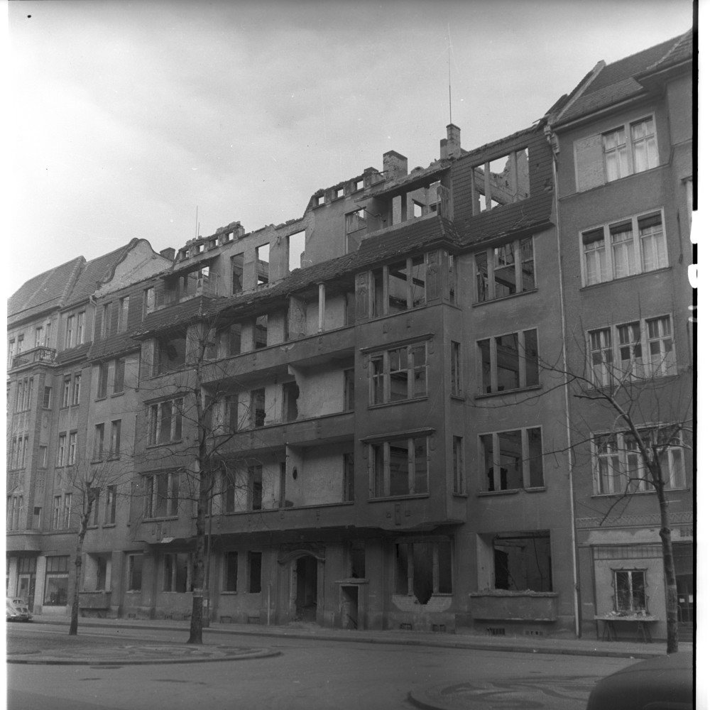 Negativ: Ruine, Innsbrucker Straße 57, 1951 (Museen Tempelhof-Schöneberg/Herwarth Staudt CC BY-NC-SA)