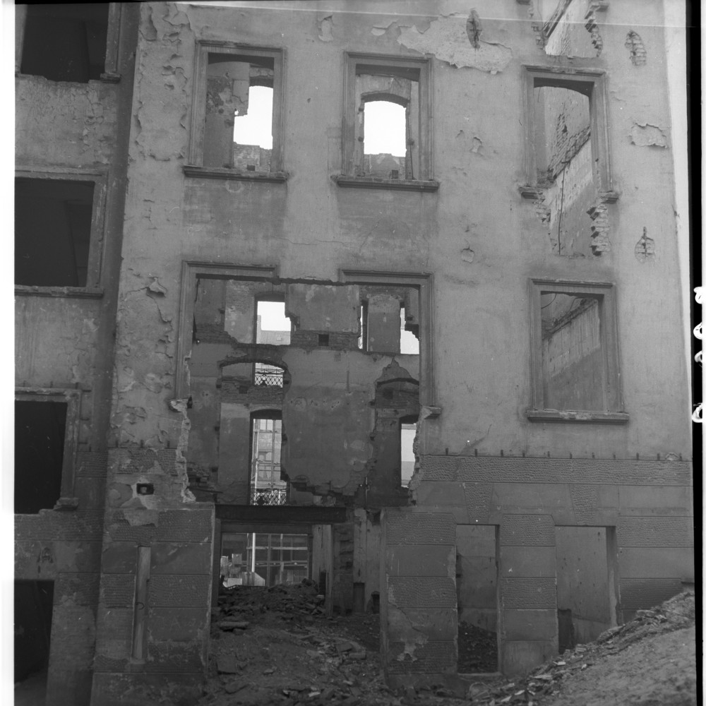 Negativ: Ruine, Katzlerstraße 12 (Museen Tempelhof-Schöneberg/Herwarth Staudt CC BY-NC-SA)