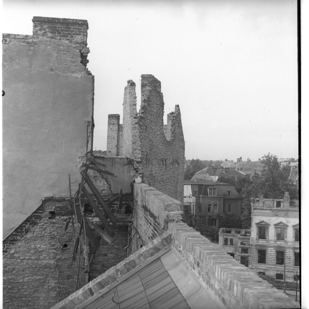 Negativ: Ruine, Kleiststraße 42, 1951 (Museen Tempelhof-Schöneberg/Herwarth Staudt CC BY-NC-SA)