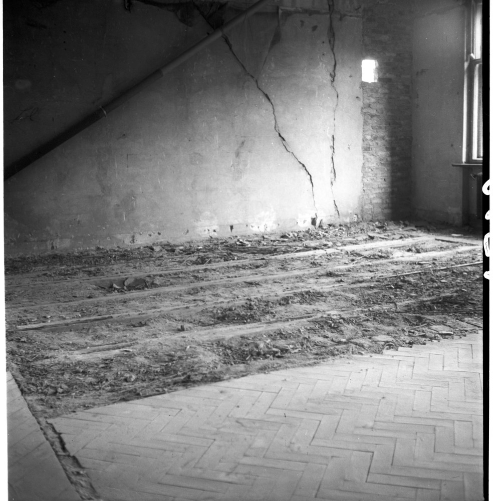 Negativ: Ruine, Martin-Luther-Straße 46, 1952 (Museen Tempelhof-Schöneberg/Herwarth Staudt CC BY-NC-SA)